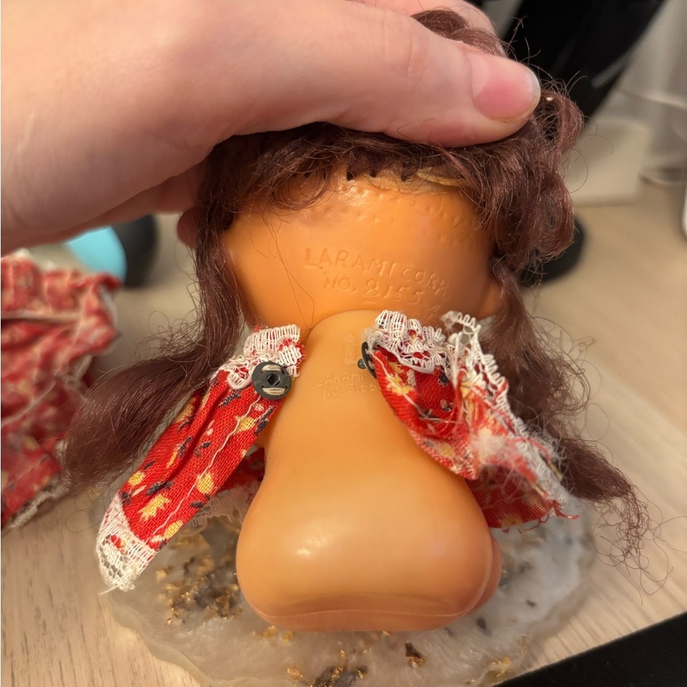 ☘️ BOGO FREE ☘️ Vintage 70s footsy woozie suki type doll - Picture 3 of 3
